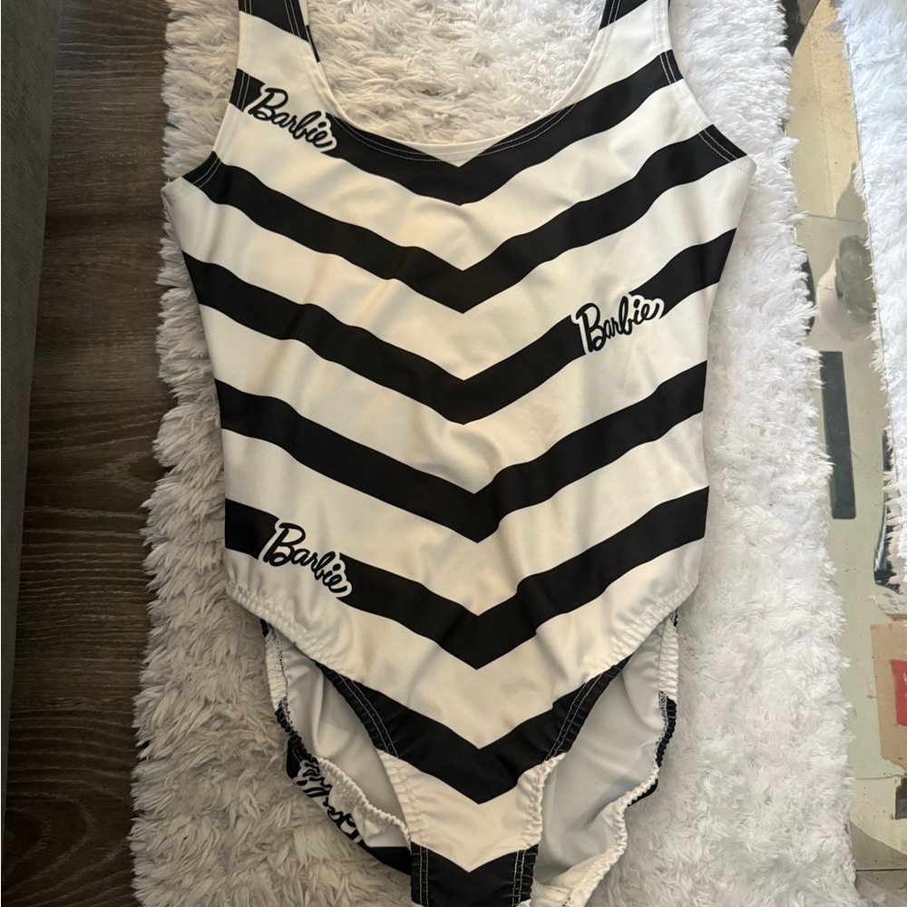 Barbie Smash+Tess Black and White Bodysuit